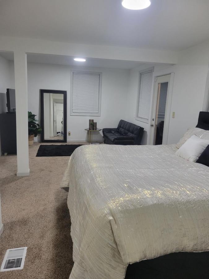 Shared Guest House With Private Rooms Atlanta Exteriör bild